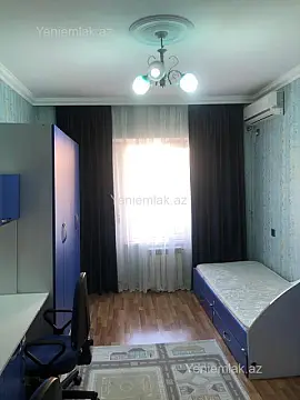 Satılır 3 otaqlı köhnə tikili 80 m²