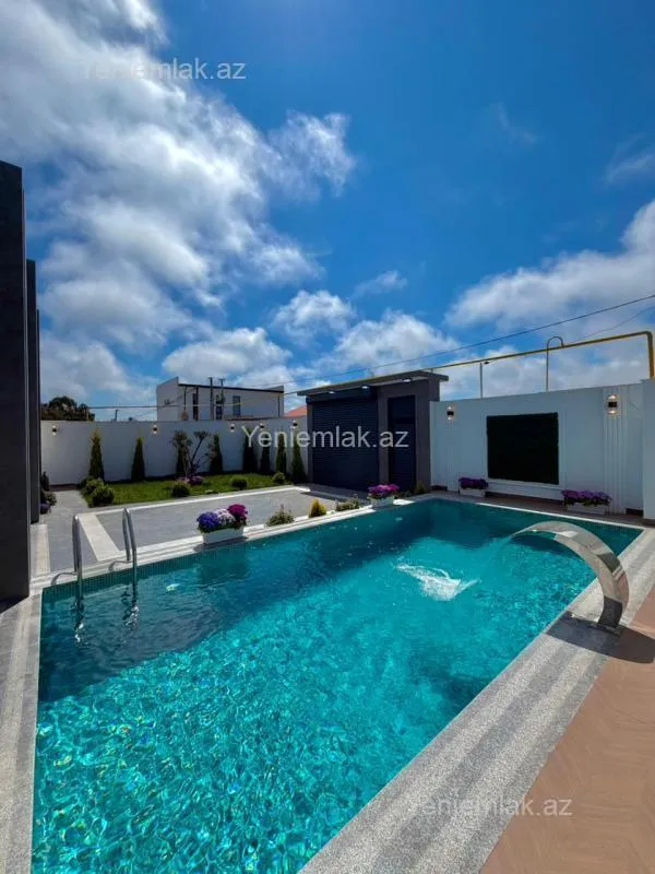 Satılır 4 otaqlı həyət evi 190 m²