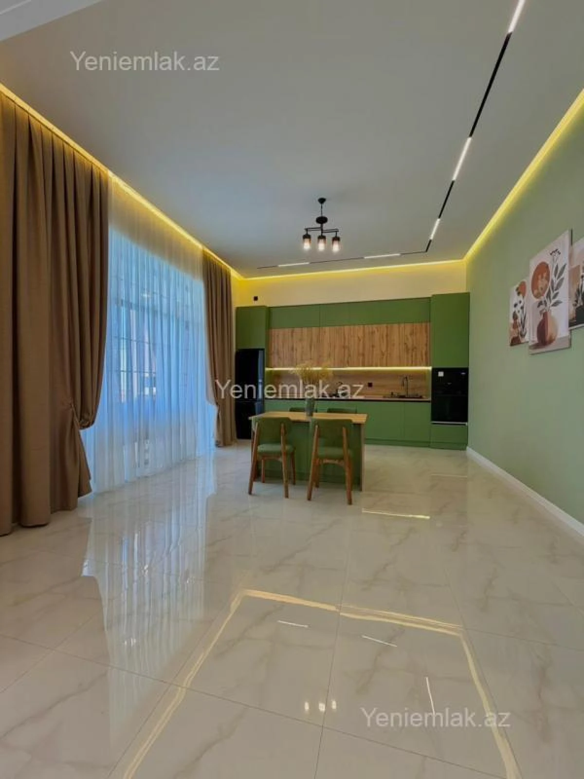 Satılır 4 otaqlı həyət evi 190 m²