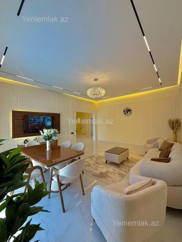 Satılır 4 otaqlı həyət evi 190 m²