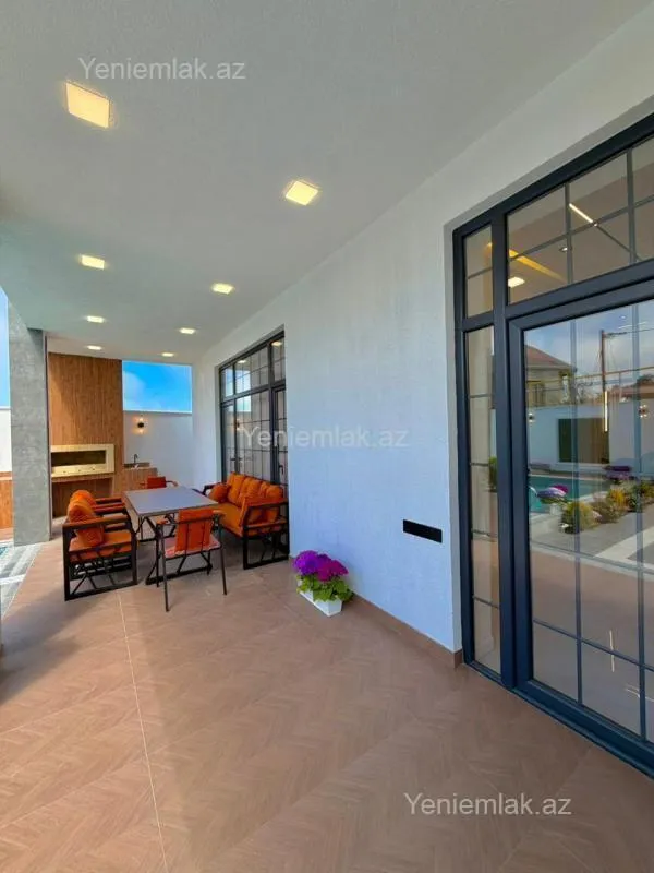 Satılır 4 otaqlı həyət evi 190 m²