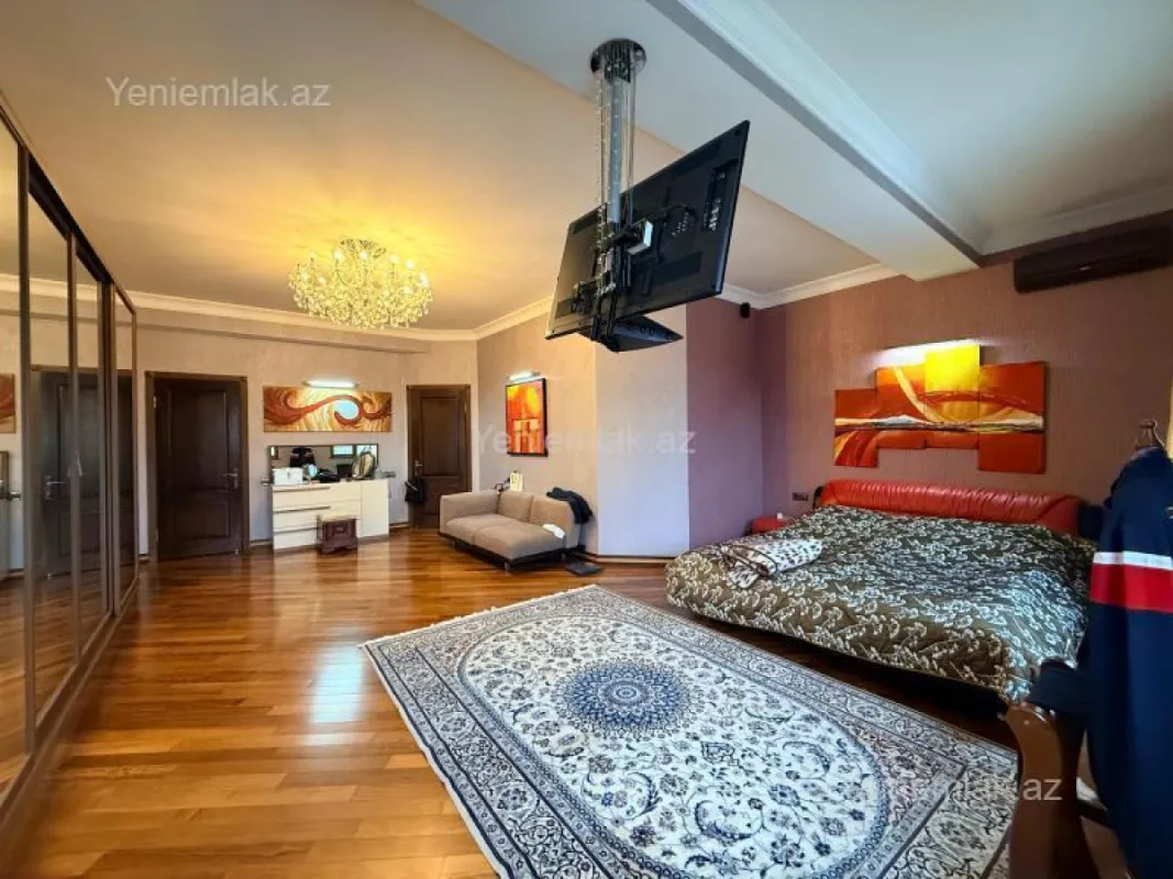 Satılır 4 otaqlı yeni tikili 220 m²