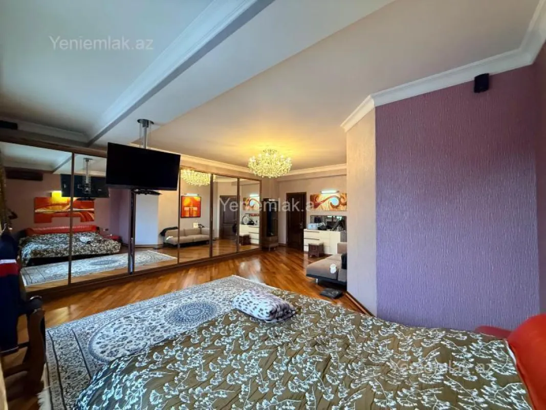 Satılır 4 otaqlı yeni tikili 220 m²