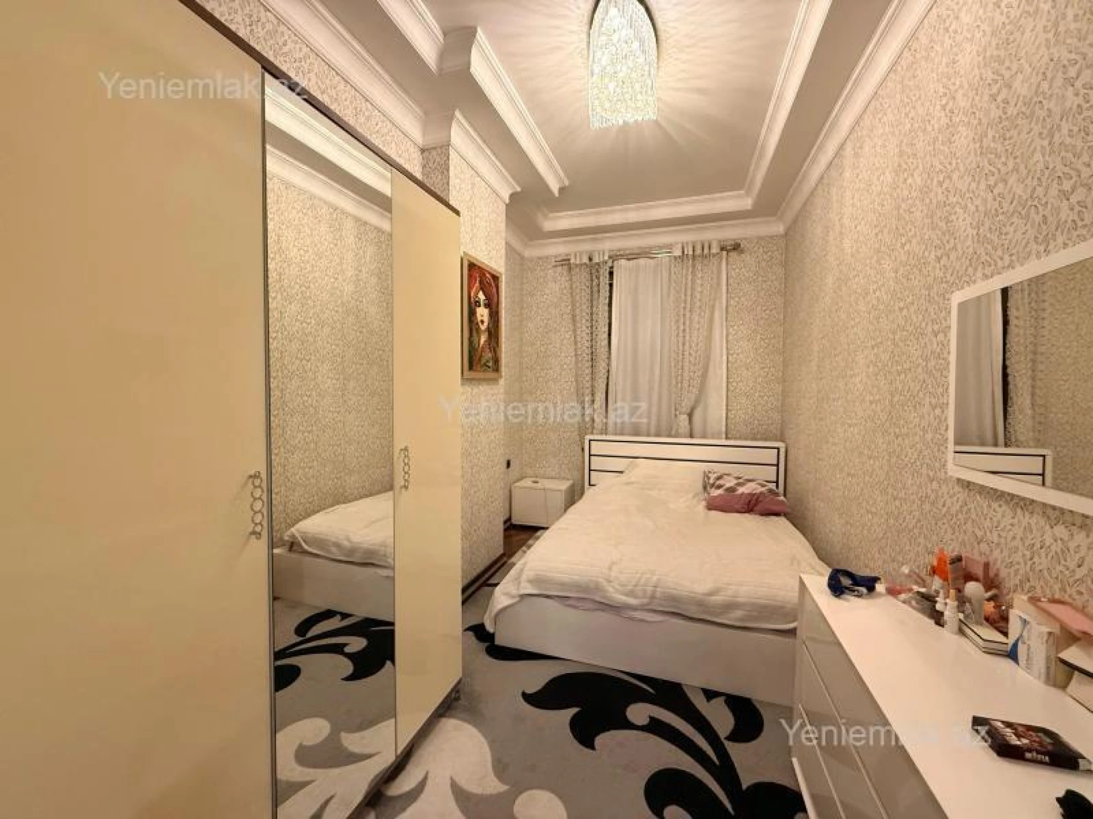 Satılır 4 otaqlı yeni tikili 220 m²