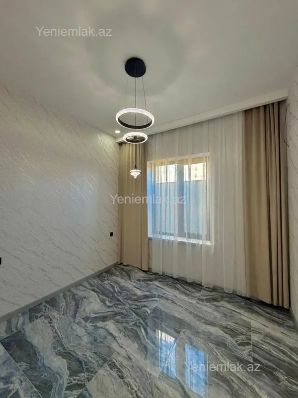 Satılır 4 otaqlı həyət evi 130 m²