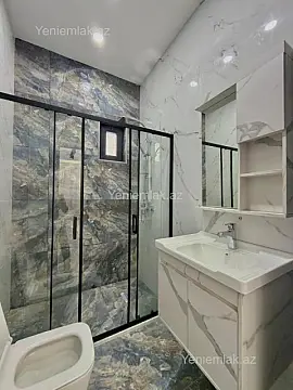 Satılır 4 otaqlı həyət evi 130 m²