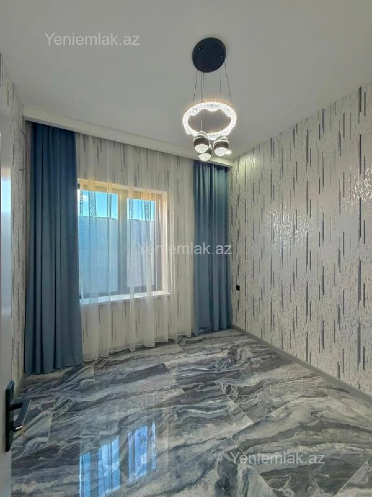 Satılır 4 otaqlı həyət evi 130 m²