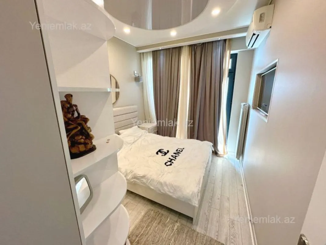 Satılır 2 otaqlı yeni tikili 60 m²