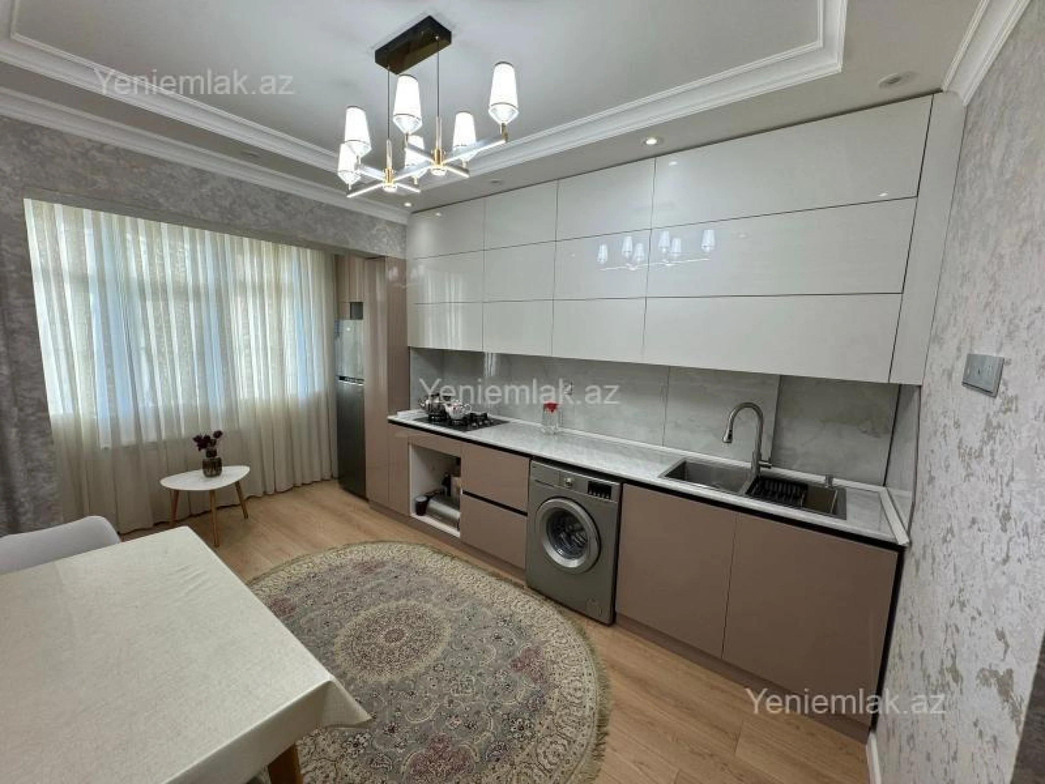 Satılır 2 otaqlı köhnə tikili 52 m²