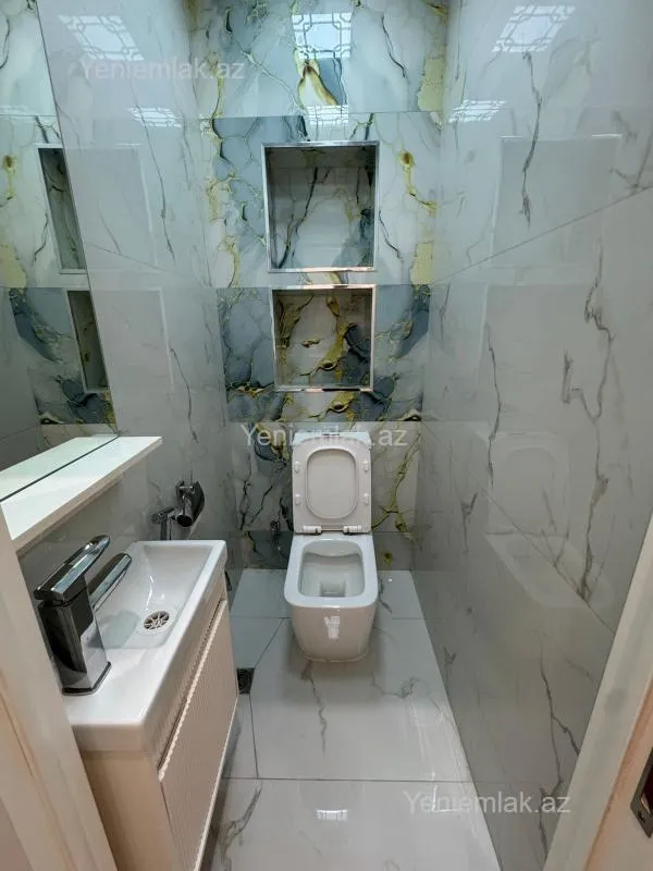 Satılır 2 otaqlı köhnə tikili 52 m²