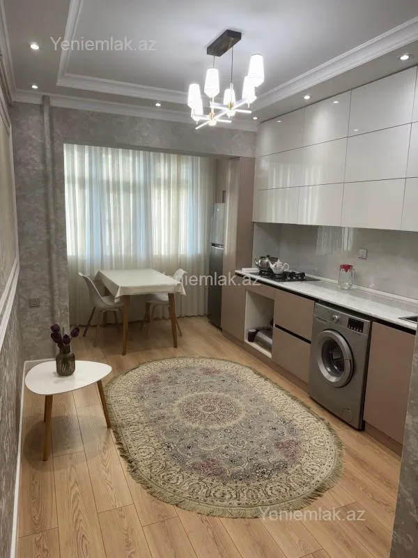 Satılır 2 otaqlı köhnə tikili 52 m²