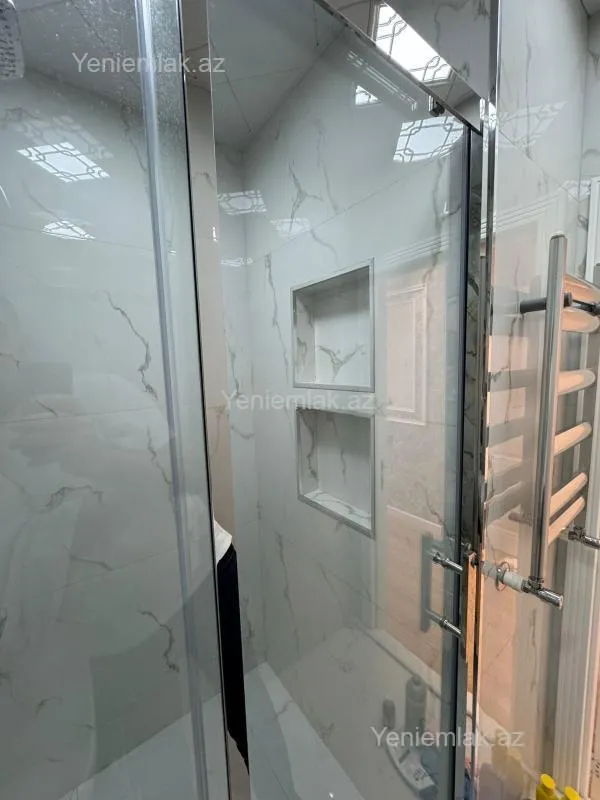 Satılır 2 otaqlı köhnə tikili 52 m²