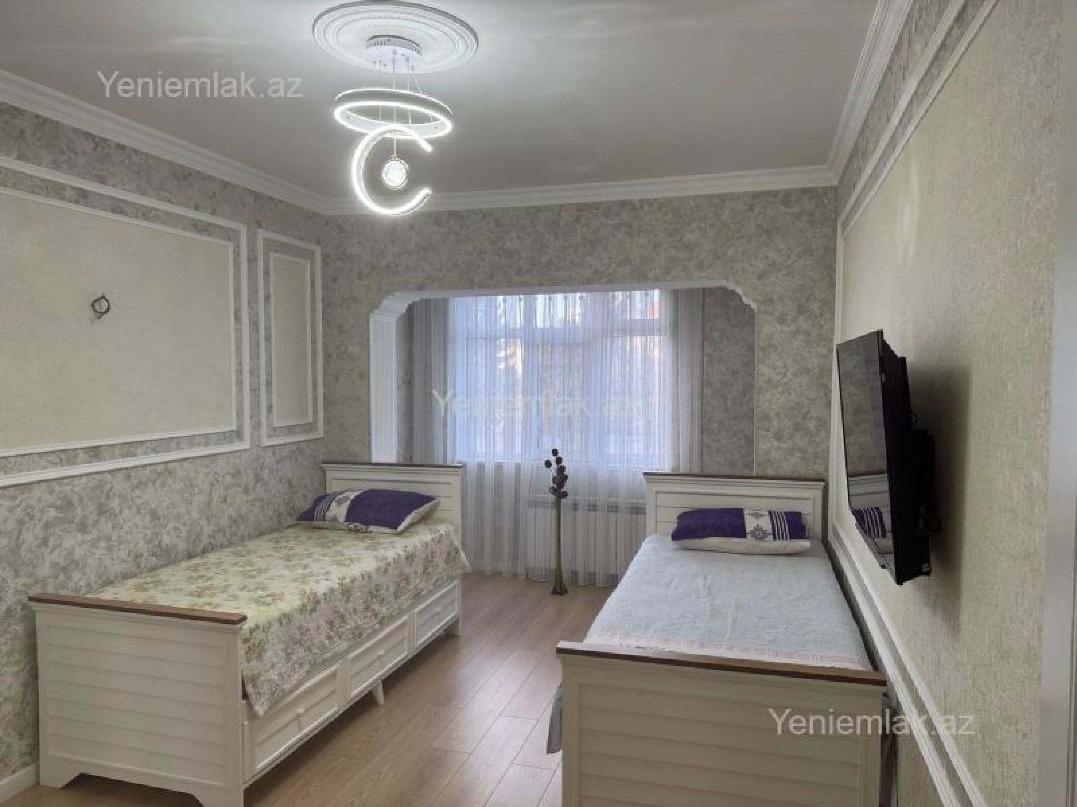 Satılır 2 otaqlı köhnə tikili 52 m²