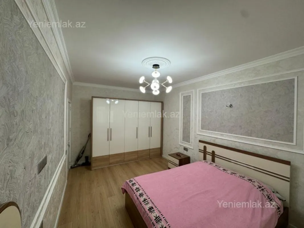 Satılır 2 otaqlı köhnə tikili 52 m²