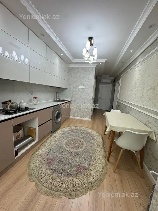 Satılır 2 otaqlı köhnə tikili 52 m²