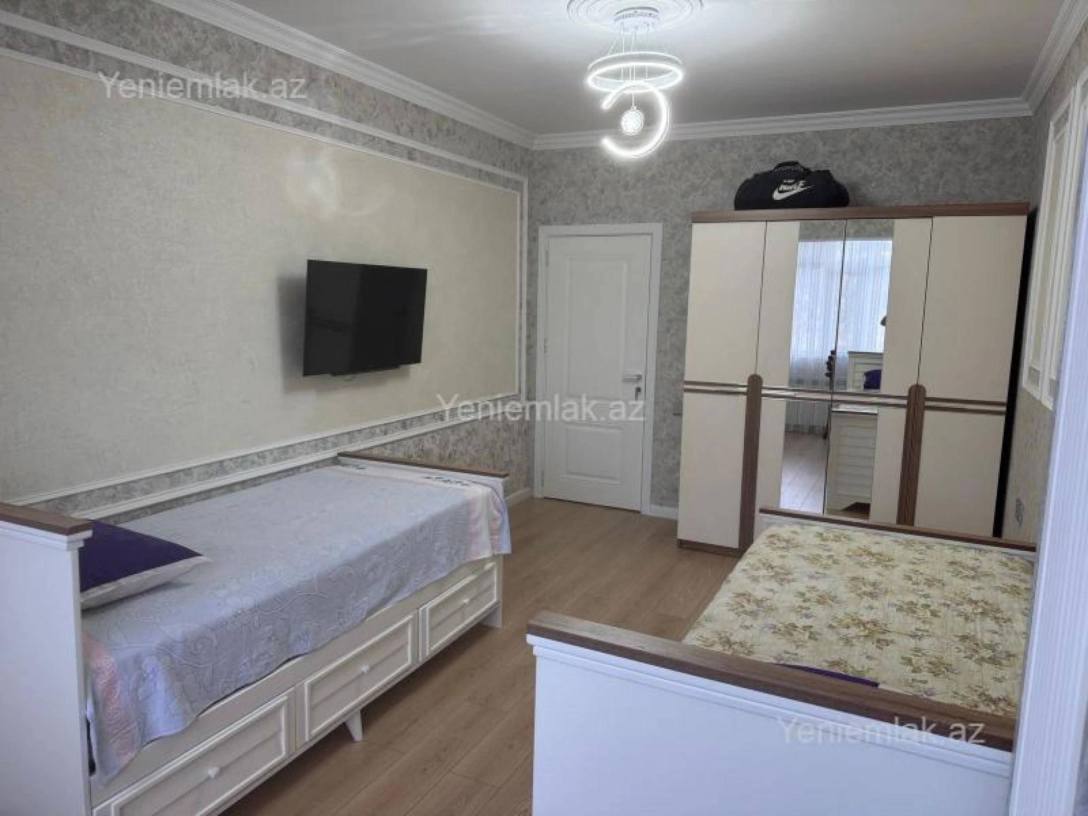 Satılır 2 otaqlı köhnə tikili 52 m²