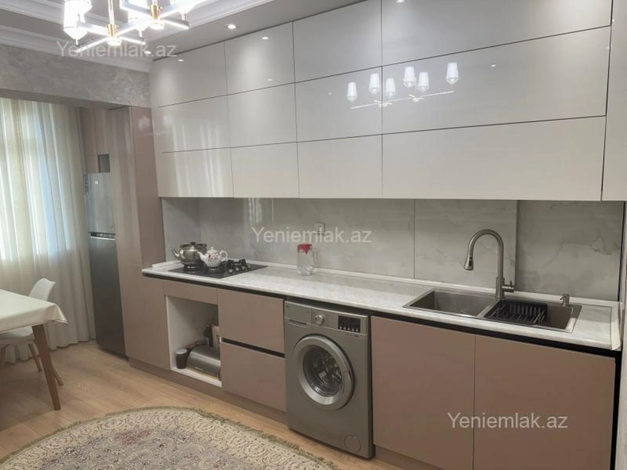 Satılır 2 otaqlı köhnə tikili 52 m²