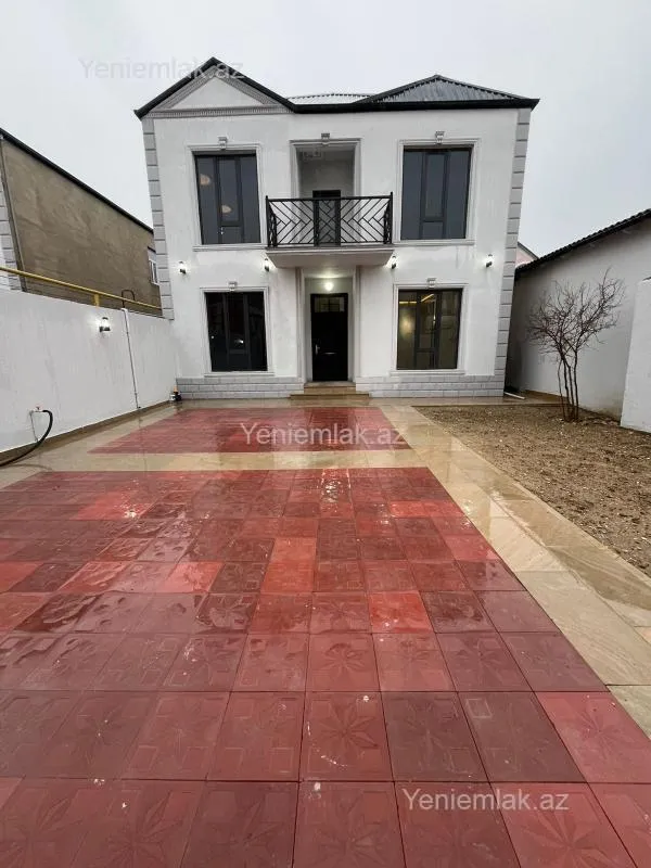 Satılır 5 otaqlı həyət evi 150 m²