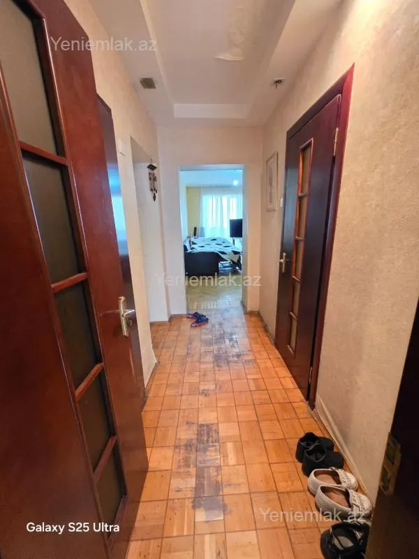 Satılır 2 otaqlı köhnə tikili 55 m²