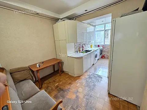 Satılır 2 otaqlı köhnə tikili 55 m²
