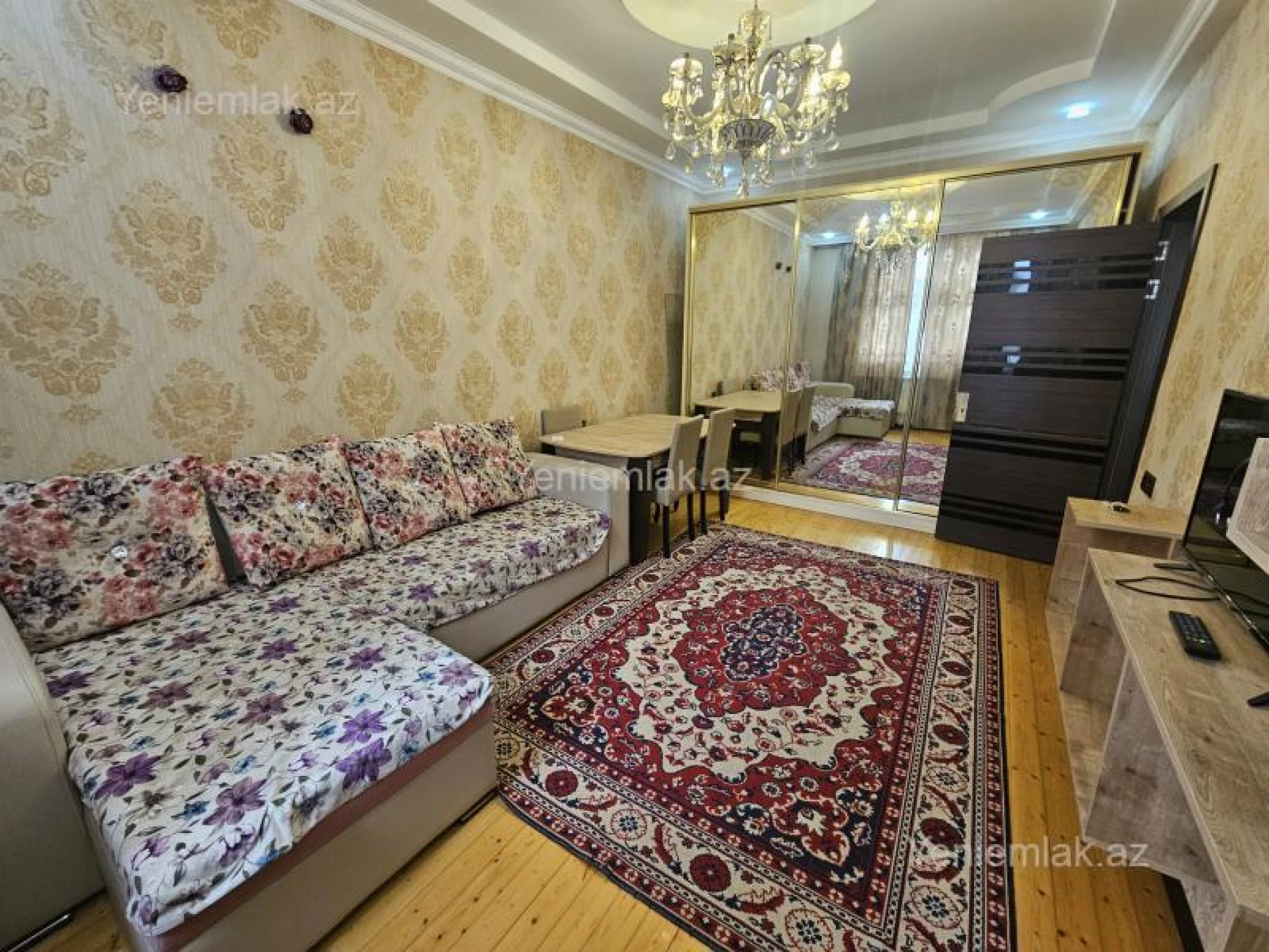 Satılır 1 otaqlı yeni tikili 42 m²