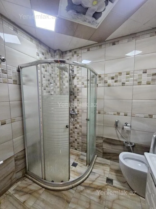 Satılır 1 otaqlı yeni tikili 42 m²