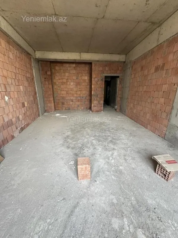 Satılır 2 otaqlı yeni tikili 80 m²