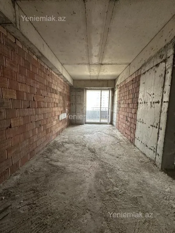 Satılır 2 otaqlı yeni tikili 80 m²