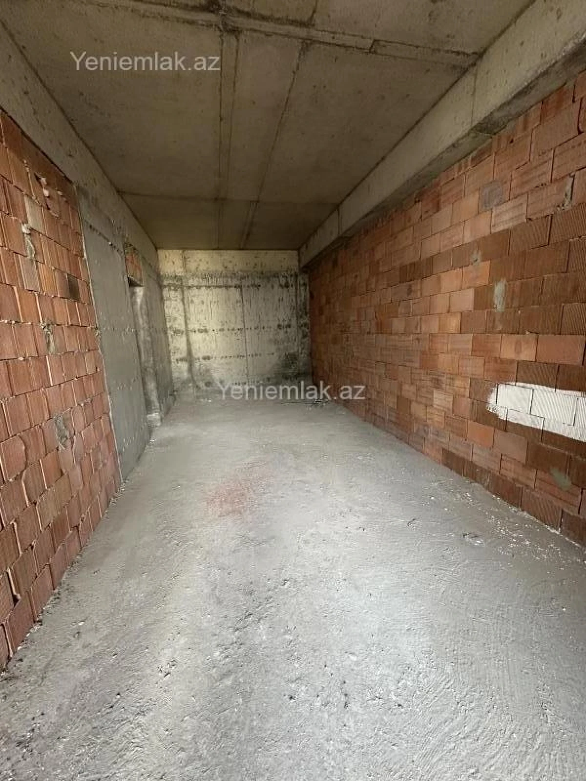 Satılır 2 otaqlı yeni tikili 80 m²