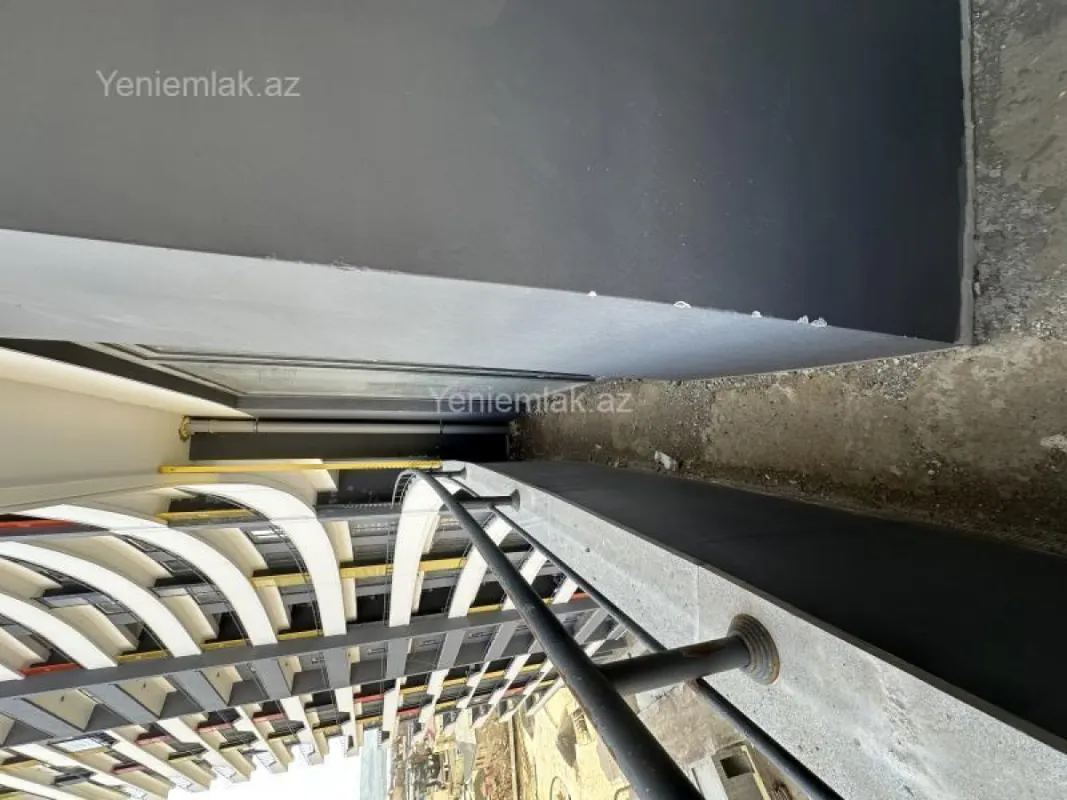 Satılır 2 otaqlı yeni tikili 80 m²