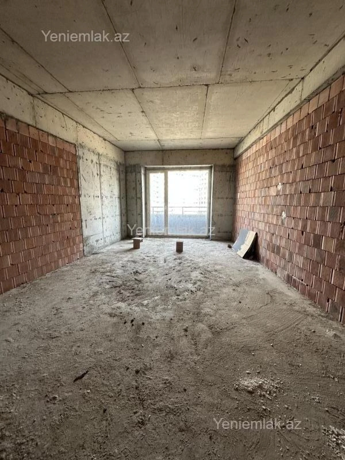 Satılır 2 otaqlı yeni tikili 80 m²