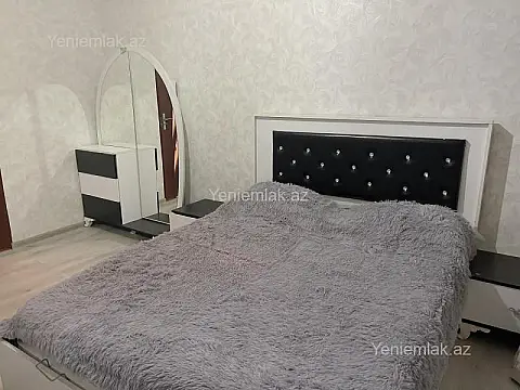 Satılır 9 otaqlı köhnə tikili 80 m²