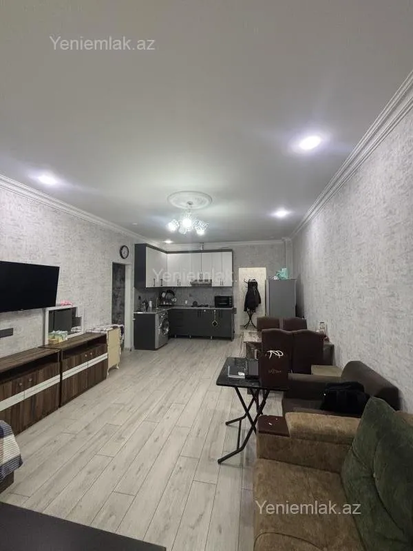 Satılır 2 otaqlı yeni tikili 60 m²