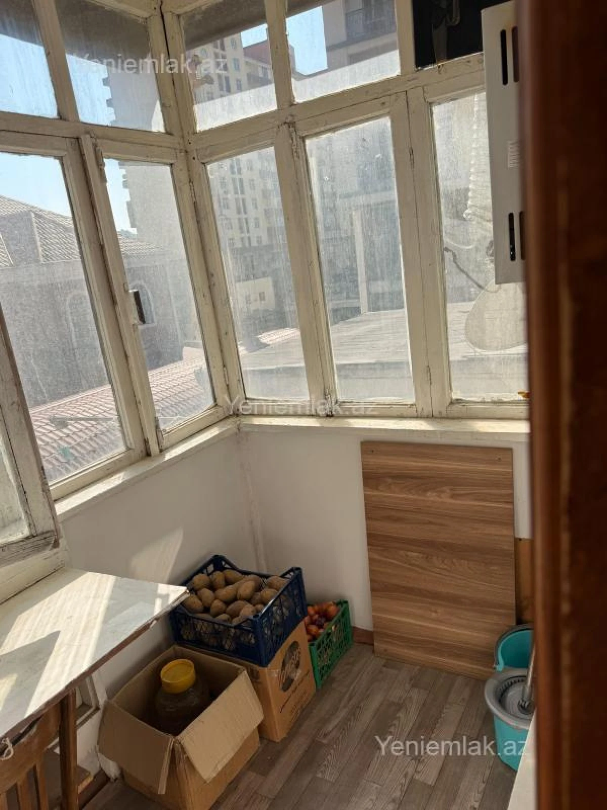 Satılır 3 otaqlı köhnə tikili 70 m²