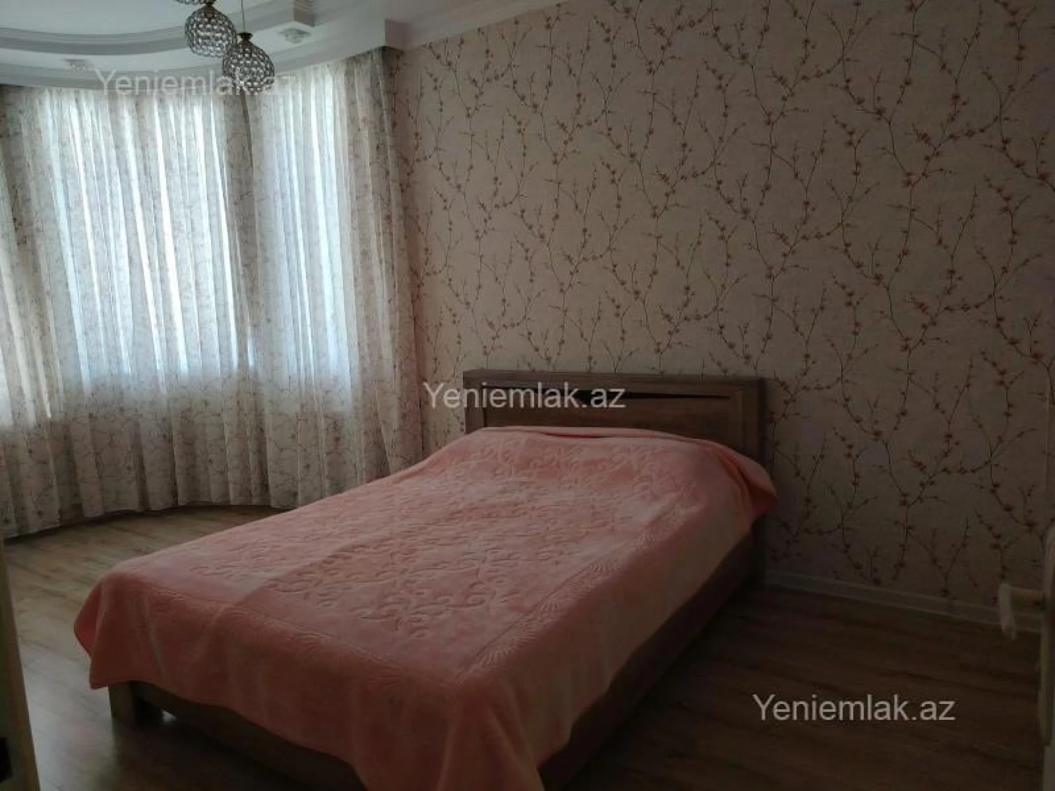 Satılır 3 otaqlı yeni tikili 90 m²