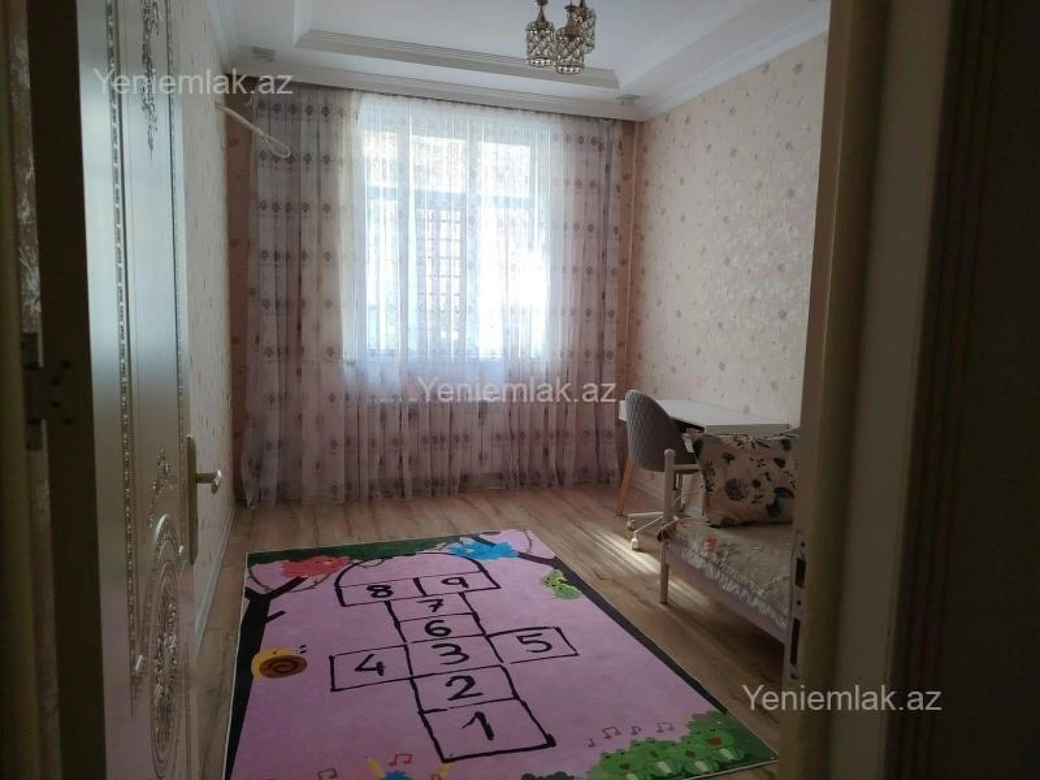 Satılır 3 otaqlı yeni tikili 90 m²