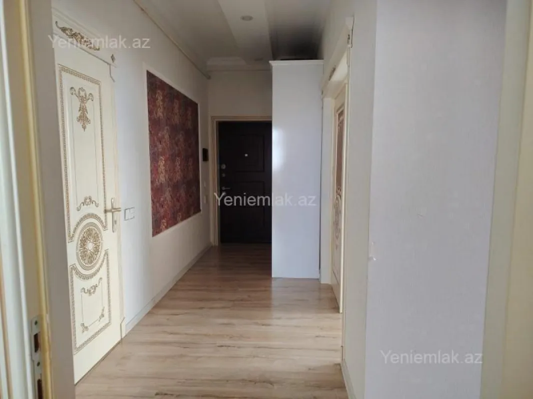 Satılır 3 otaqlı yeni tikili 90 m²