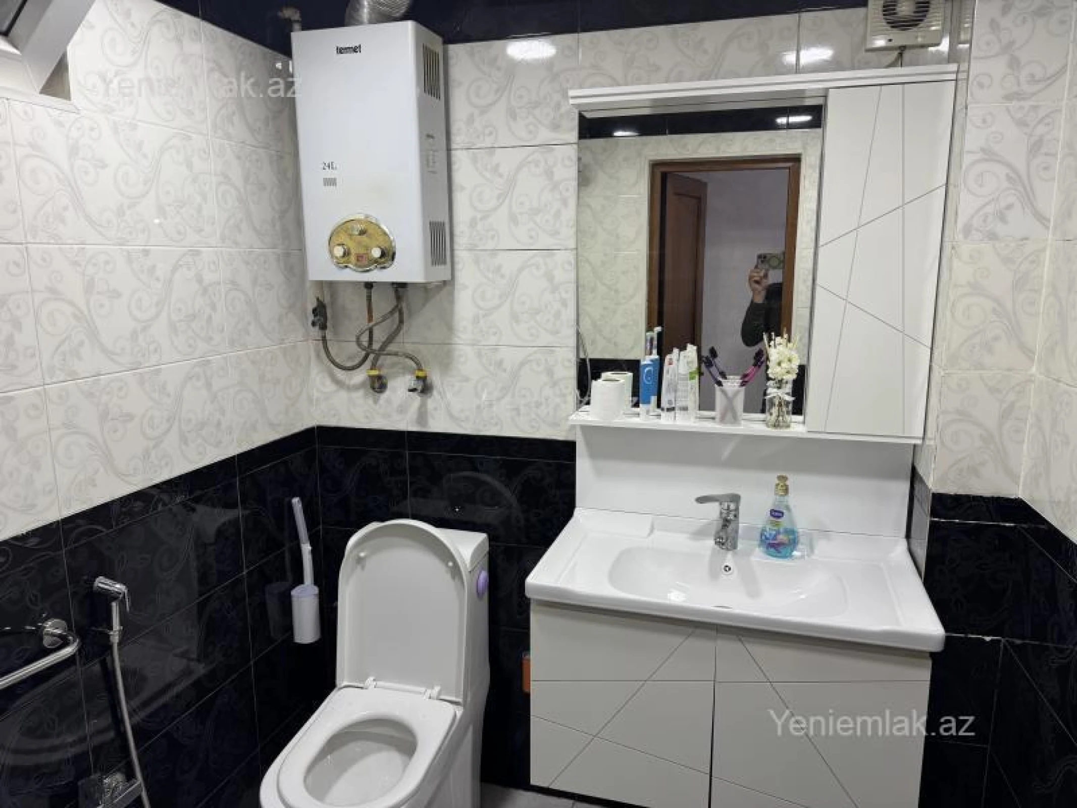 Satılır 3 otaqlı köhnə tikili 60 m²