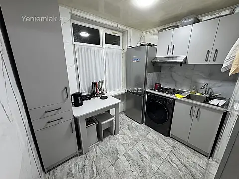 Satılır 3 otaqlı köhnə tikili 60 m²