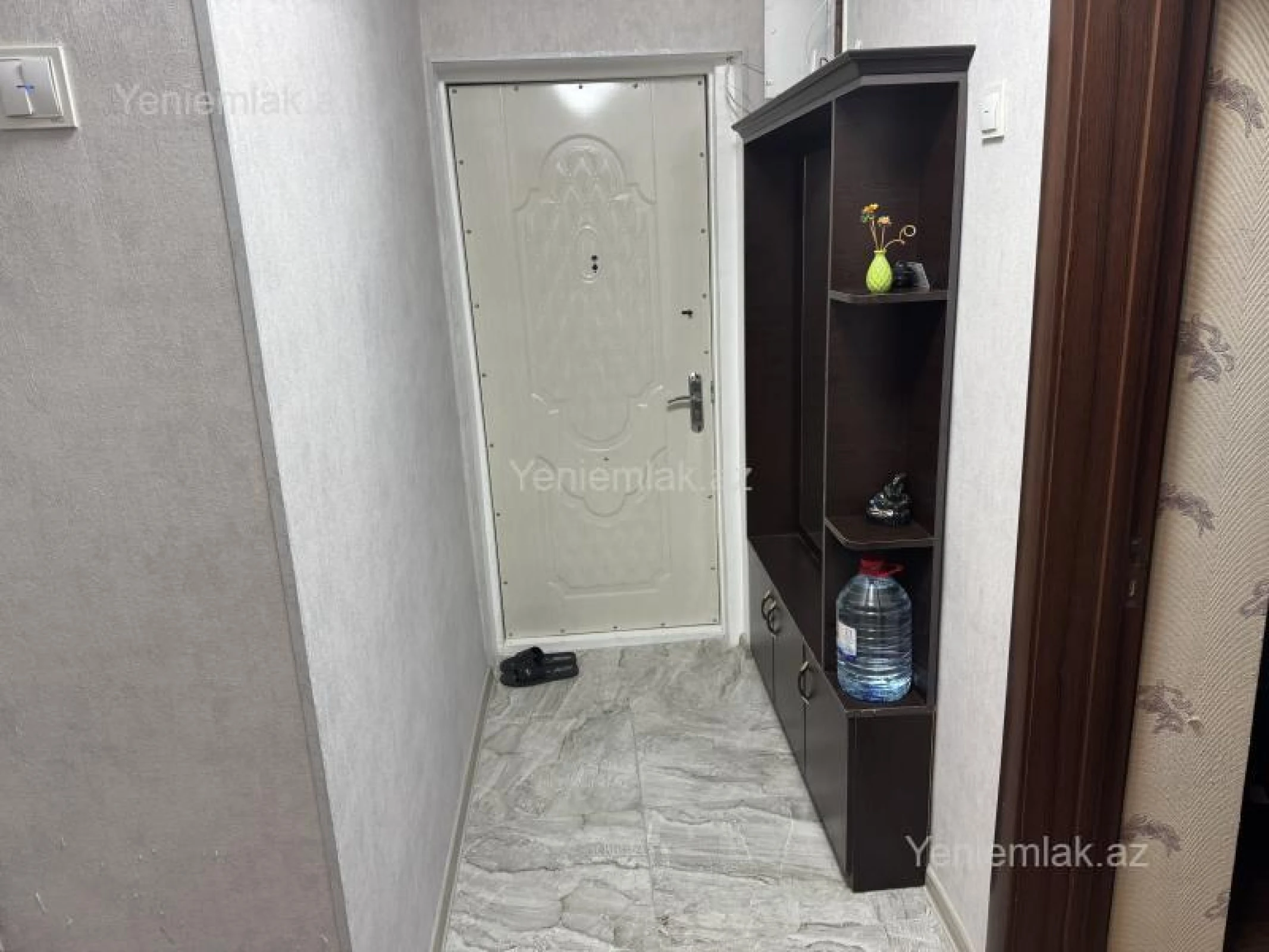 Satılır 3 otaqlı köhnə tikili 60 m²
