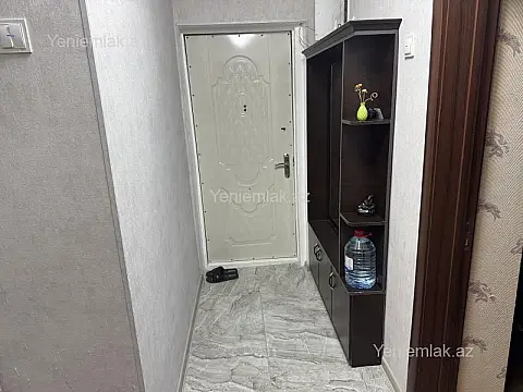 Satılır 3 otaqlı köhnə tikili 60 m²