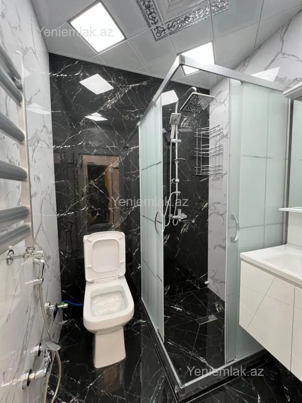 Satılır 3 otaqlı yeni tikili 60 m²