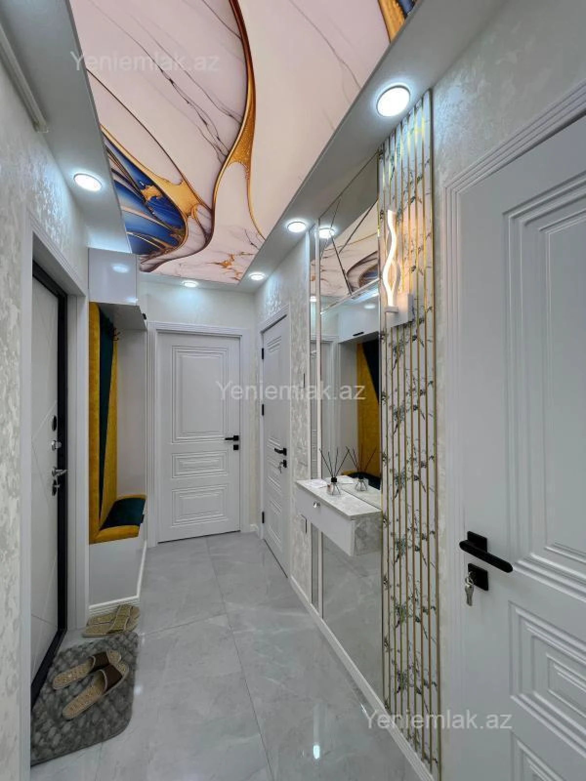 Satılır 3 otaqlı yeni tikili 60 m²