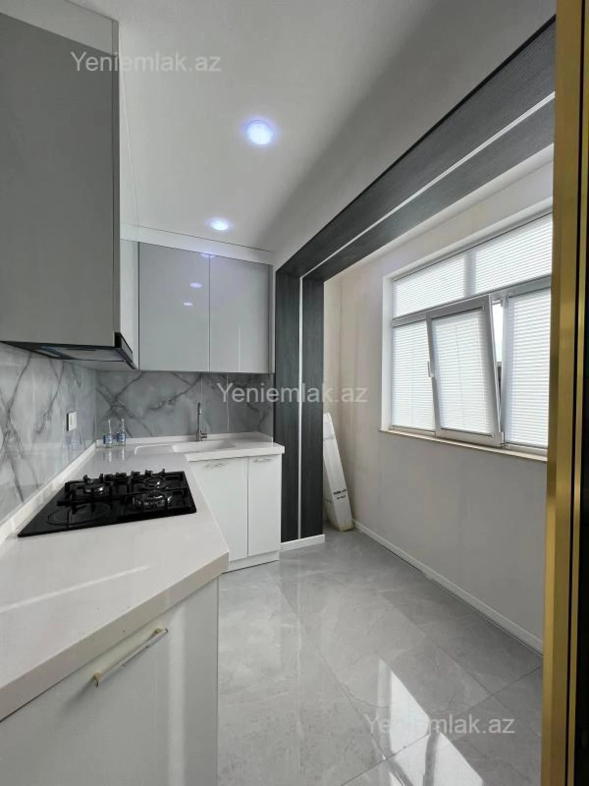 Satılır 3 otaqlı yeni tikili 60 m²