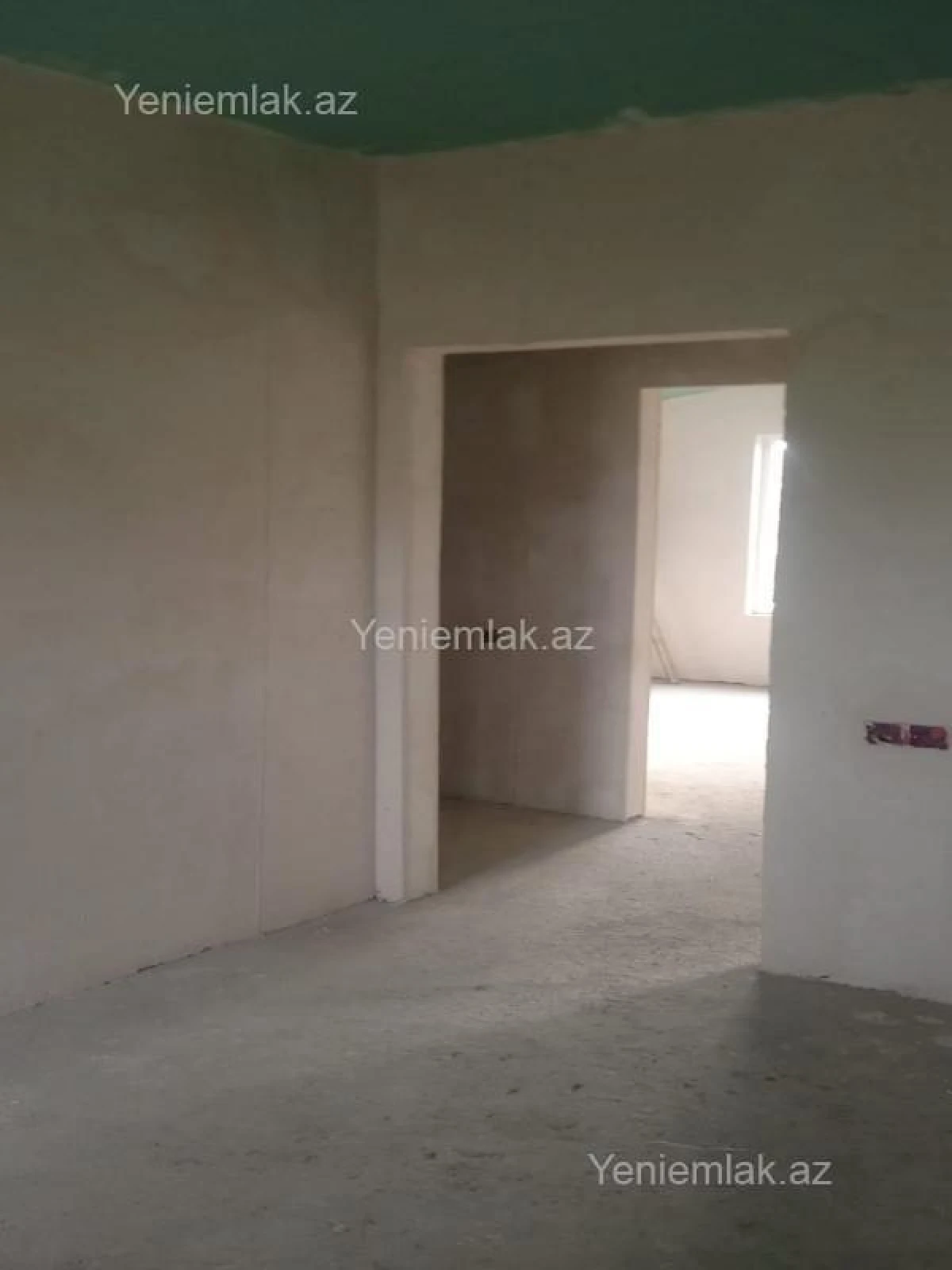 Satılır 4 otaqlı həyət evi 200 m²