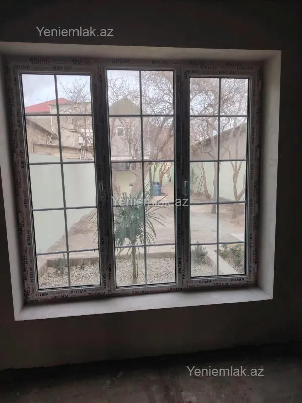 Satılır 4 otaqlı həyət evi 200 m²