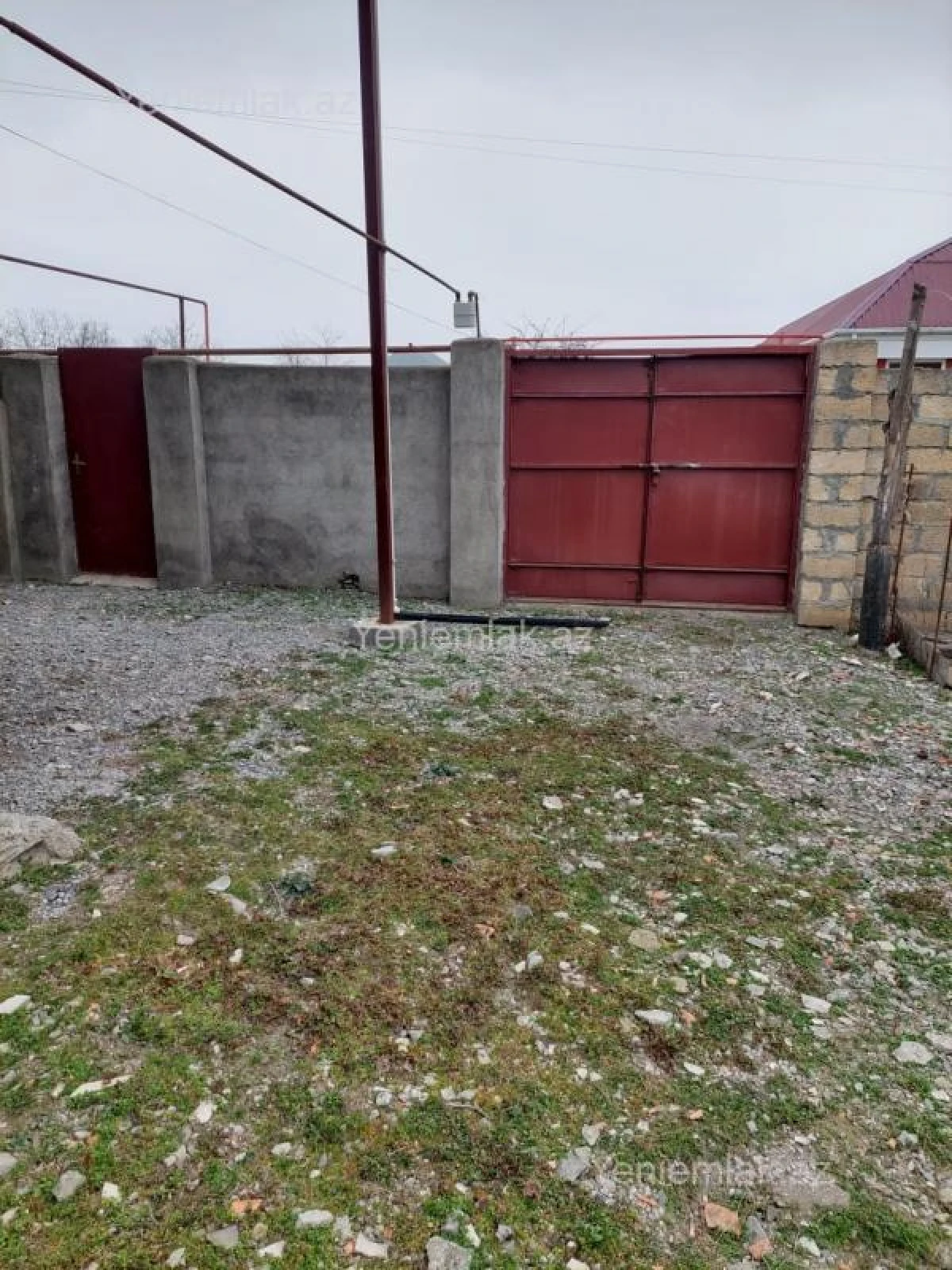 Satılır 7 otaqlı həyət evi 200 m²