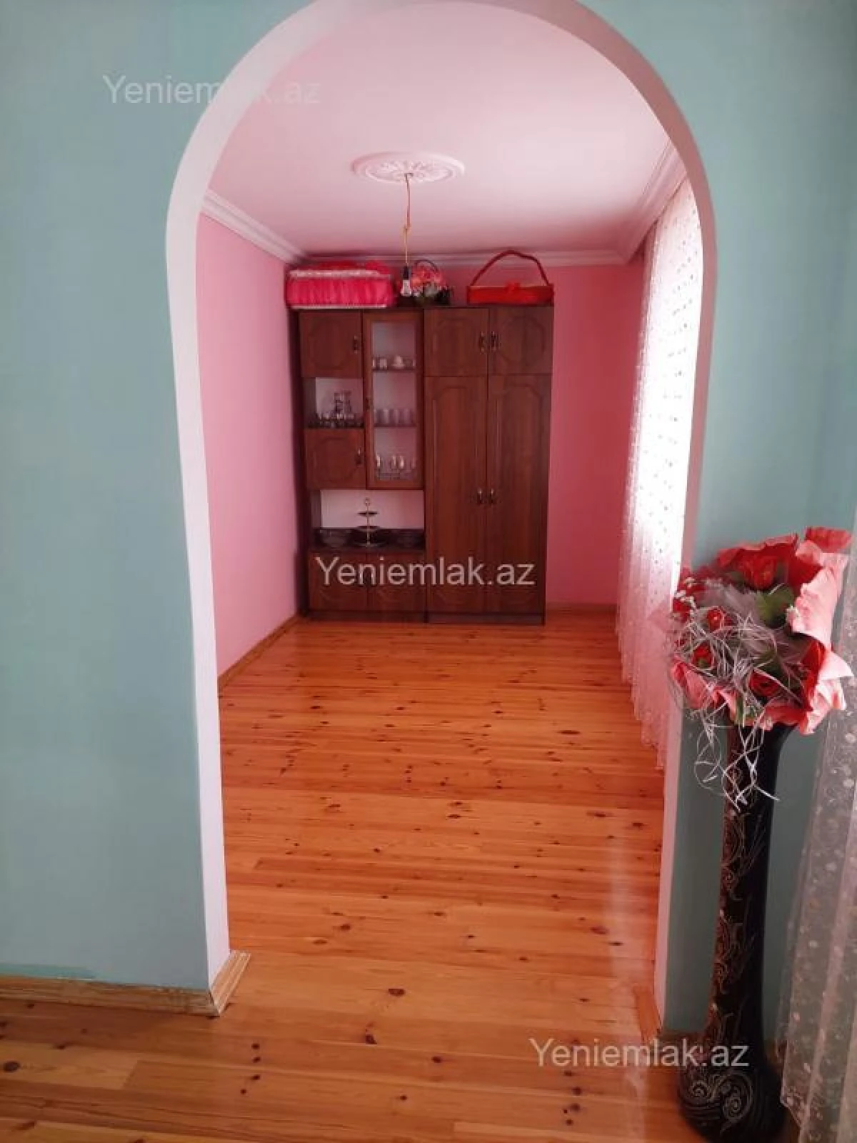Satılır 7 otaqlı həyət evi 200 m²