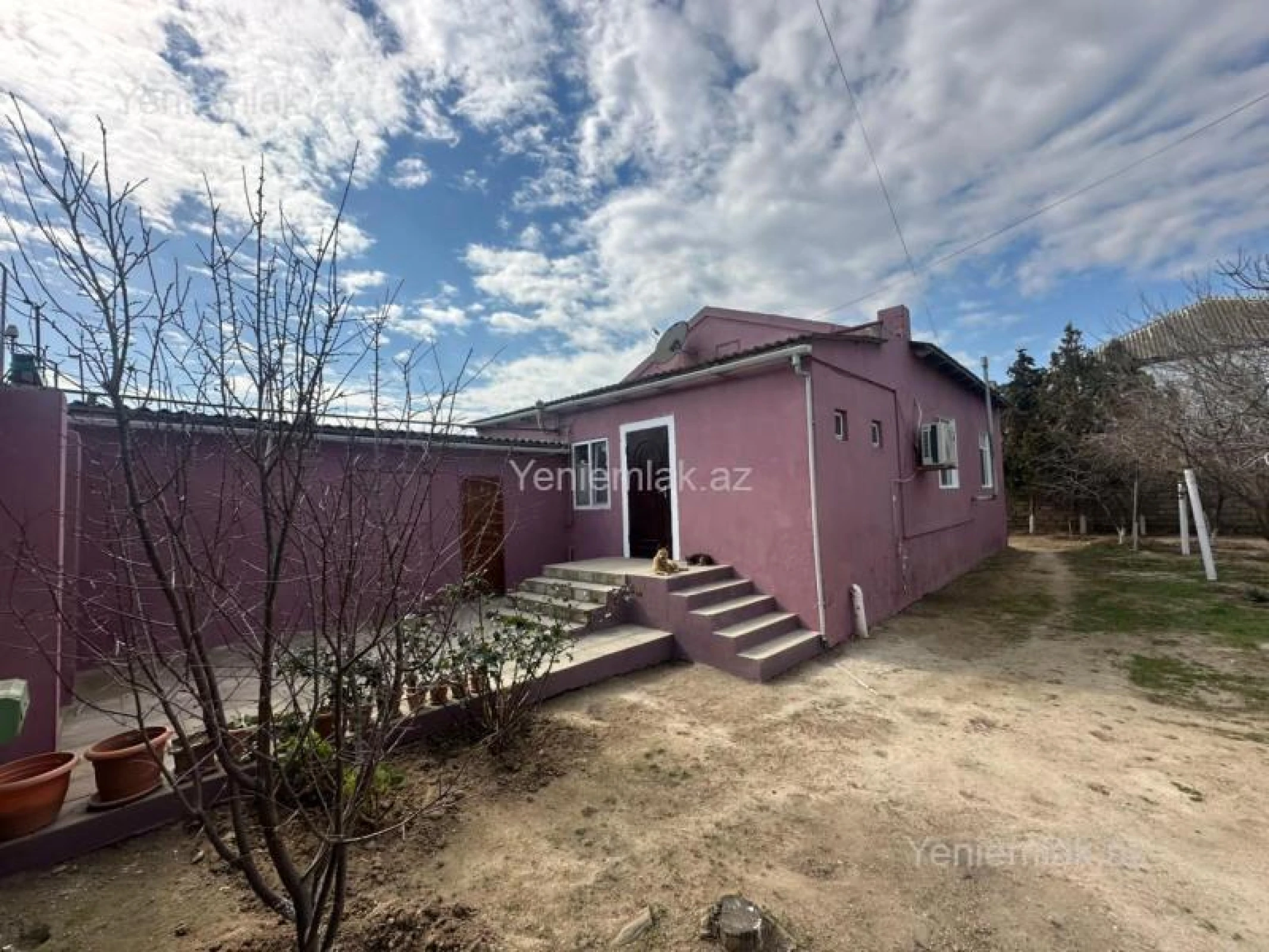 Satılır 4 otaqlı həyət evi 120 m²