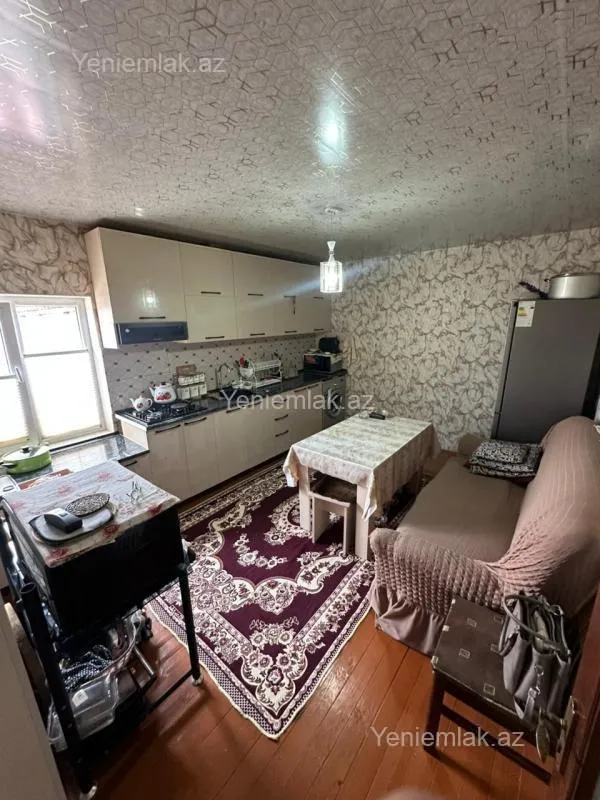 Satılır 4 otaqlı həyət evi 120 m²